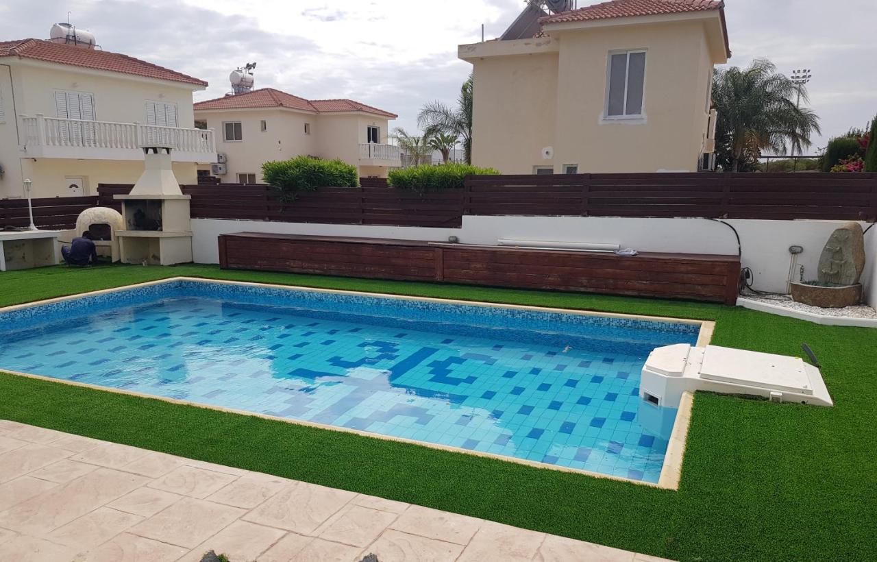 Nissi Luxury Villa Ayia Napa Exterior photo